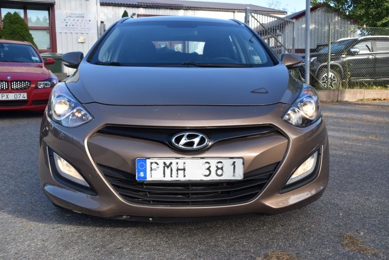Hyundai i30 bild 2