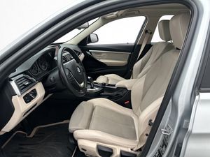 BMW 320 bild 11