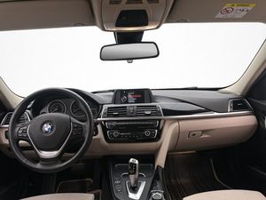 BMW 320 bild 21