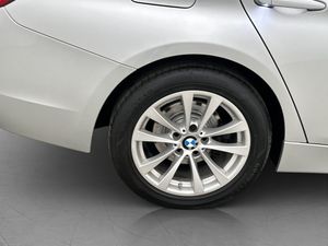 BMW 320 bild 26