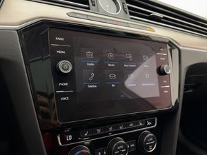 Volkswagen Passat bild 22