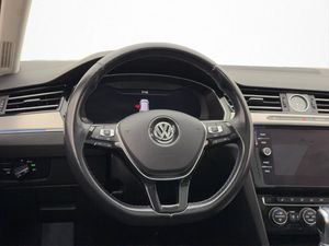 Volkswagen Passat bild 13