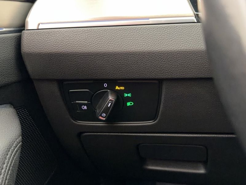 Volkswagen Passat bild 17