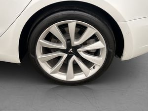 Tesla Model 3 bild 35