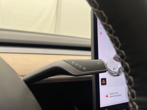 Tesla Model 3 bild 17
