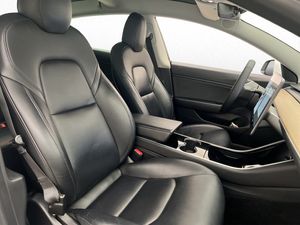 Tesla Model 3 bild 27