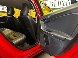 Volvo V60 bild 18