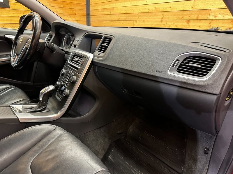 Volvo V60 bild 23
