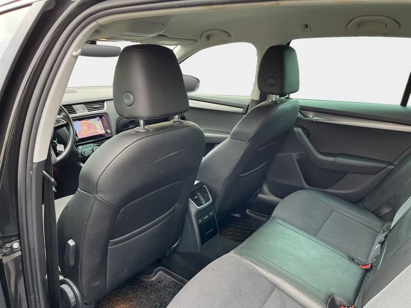 Skoda Octavia bild 12