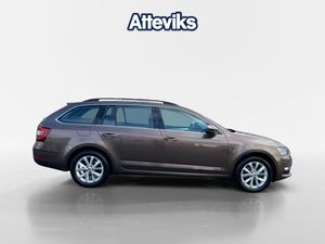 Skoda Octavia bild 2