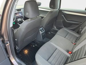 Skoda Octavia bild 11