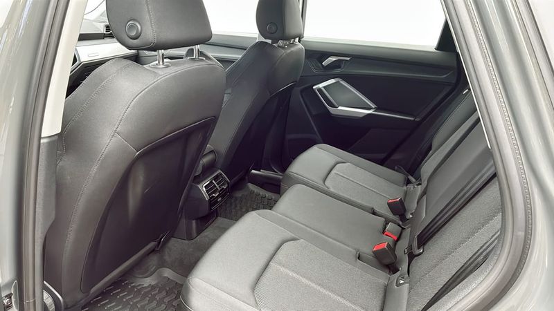 Audi Q3 bild 11