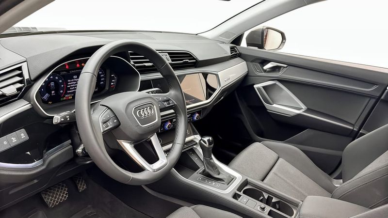 Audi Q3 bild 7