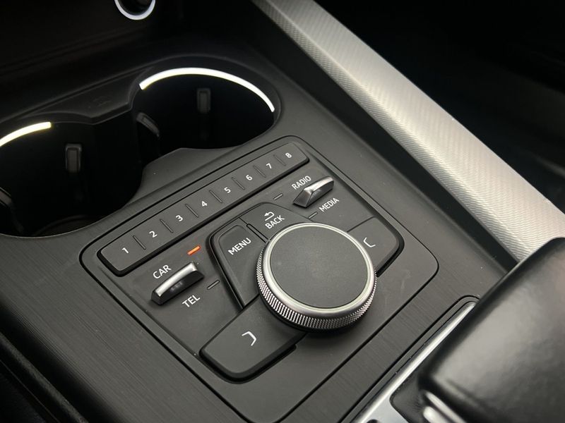 Audi A4 bild 21