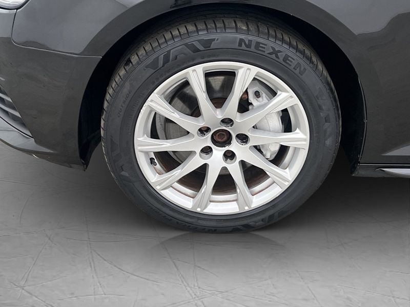 Audi A4 bild 23