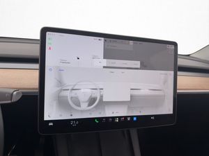 Tesla Model Y bild 29
