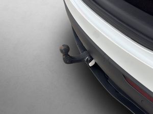 Tesla Model Y bild 14