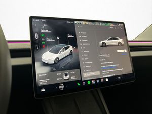 Tesla Model 3 bild 25