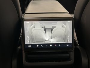 Tesla Model 3 bild 19