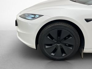 Tesla Model 3 bild 30