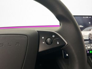 Tesla Model 3 bild 17