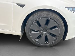 Tesla Model 3 bild 33