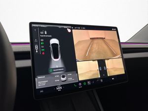 Tesla Model 3 bild 27