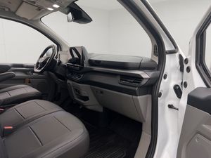 Ford Tourneo Custom bild 12