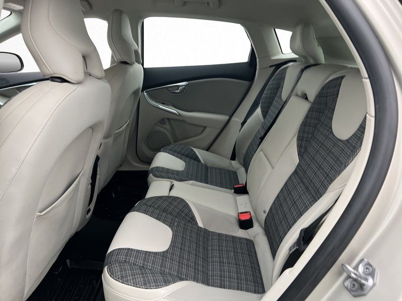 Volvo V40 bild 13