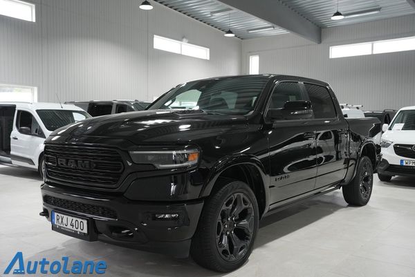 RAM 1500 Dubbelhytt 5'7" box 5.7 V8 HEMI 4x4 LIMITED Pano,HUD - 2023
