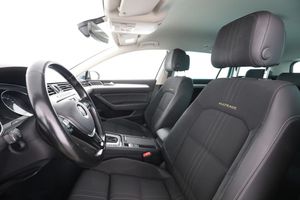 Volkswagen Passat bild 11