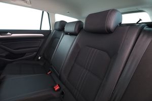 Volkswagen Passat bild 15