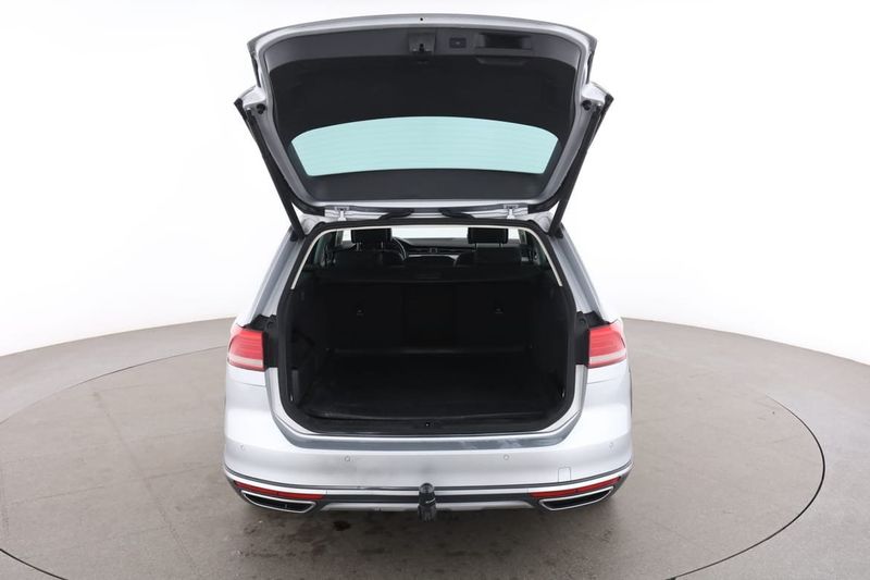 Volkswagen Passat bild 17