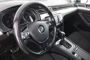 Volkswagen Passat bild 12