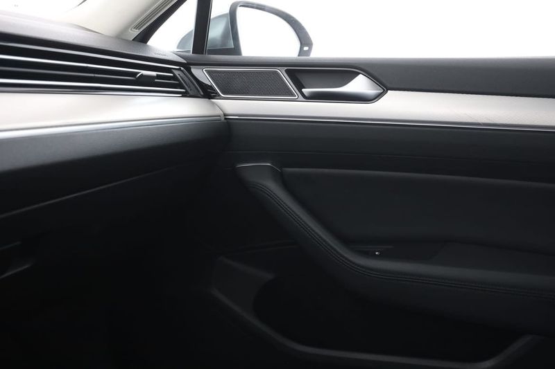 Volkswagen Passat bild 33