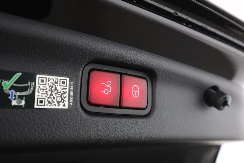 Mercedes C300 bild 38