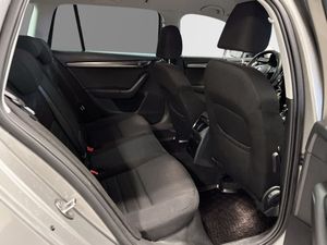 Skoda Octavia bild 8