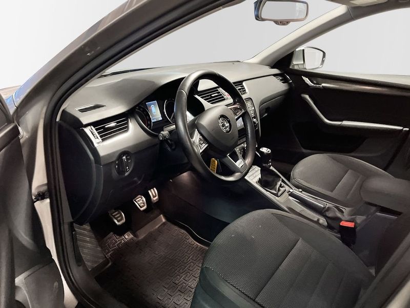Skoda Octavia bild 7