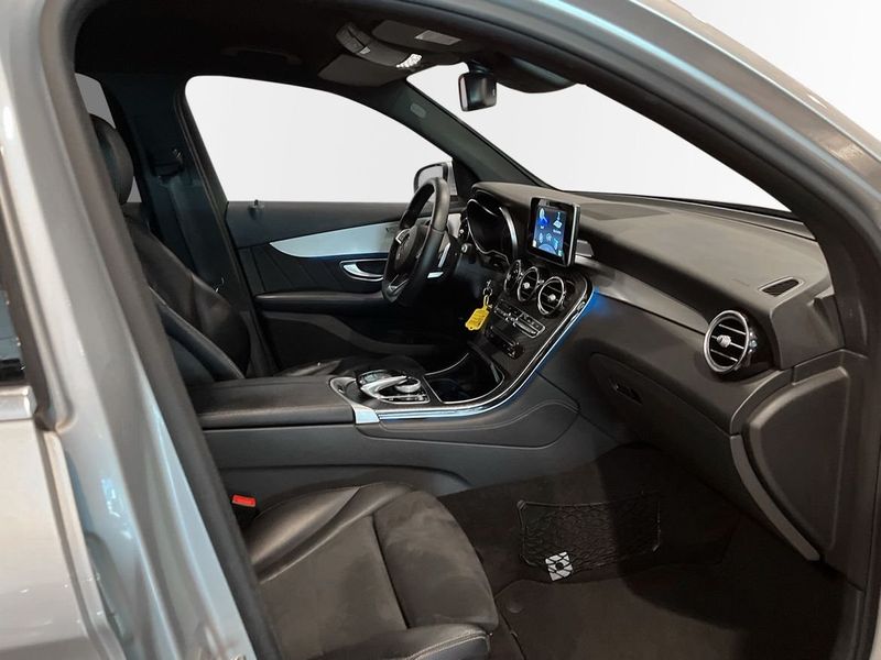 Mercedes GLC220 bild 9