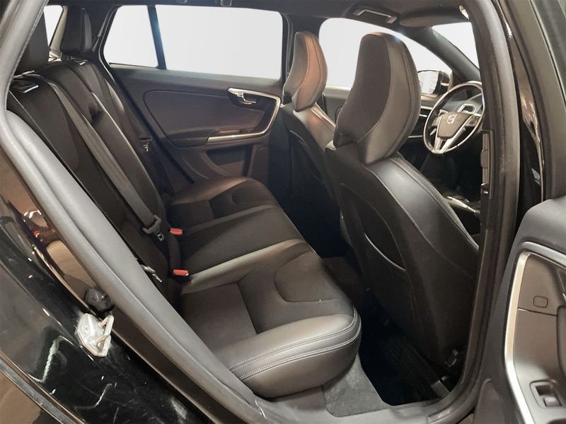Volvo V60 bild 8