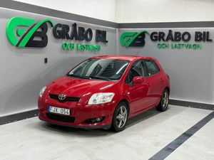 Toyota Auris bild 1