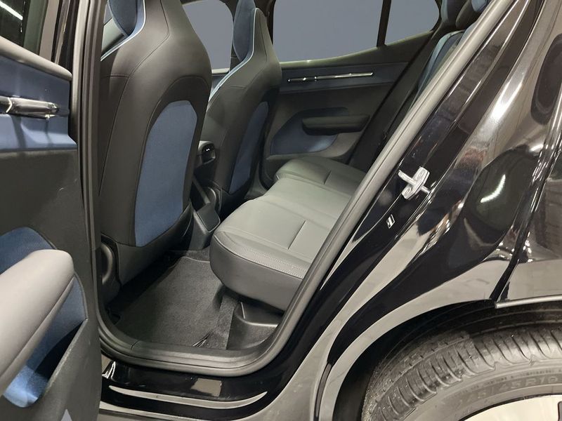 Volvo EX30 bild 8