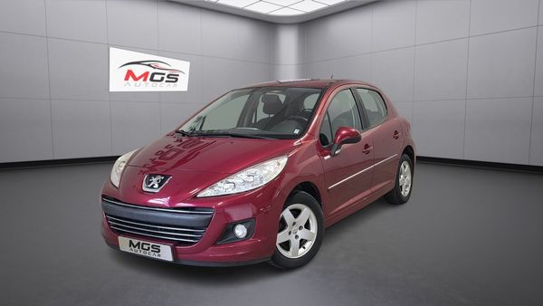 Peugeot 207 5-dörrar 1.4 VTi Nybesiktigad 15759 mil Dragkrok - 2010