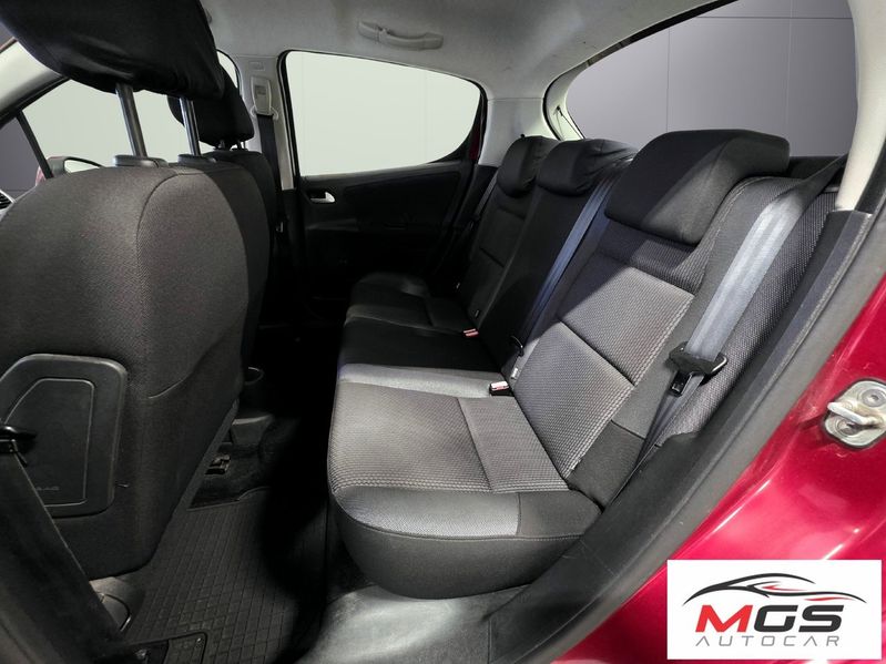 Peugeot 207 bild 15