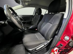 Toyota Avensis bild 14