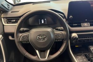 Toyota RAV4 bild 9