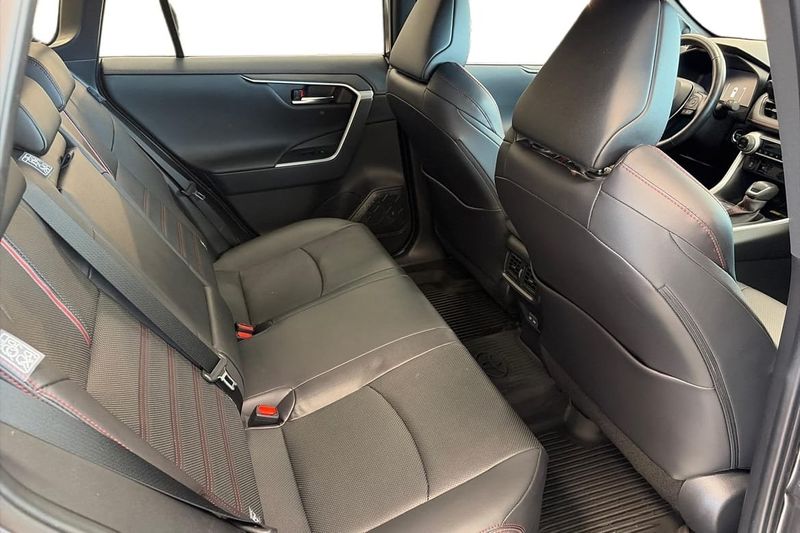 Toyota RAV4 bild 7