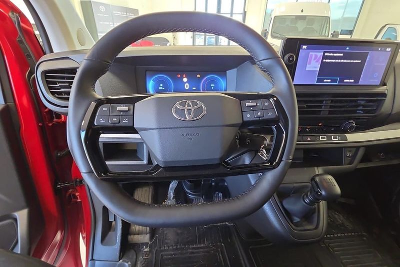 Toyota Proace bild 5