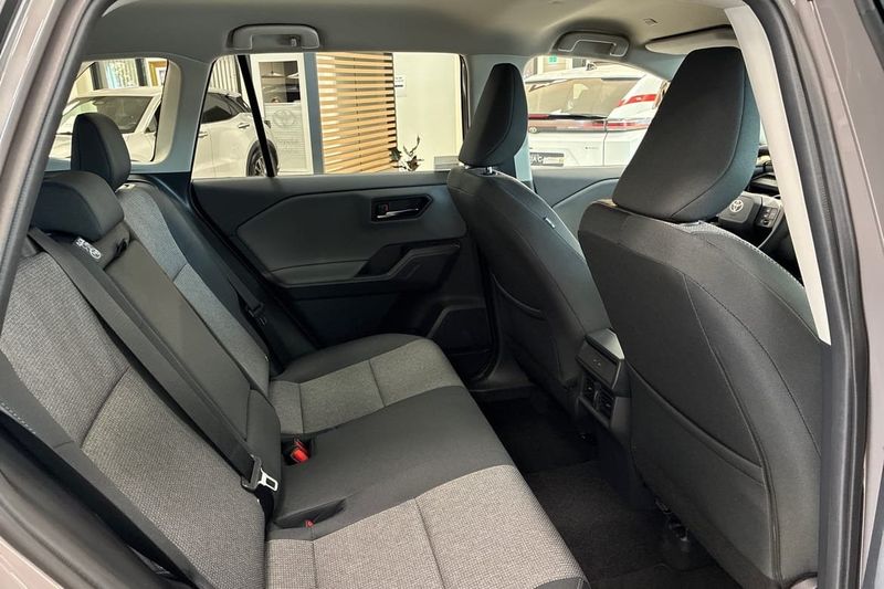 Toyota RAV4 bild 7