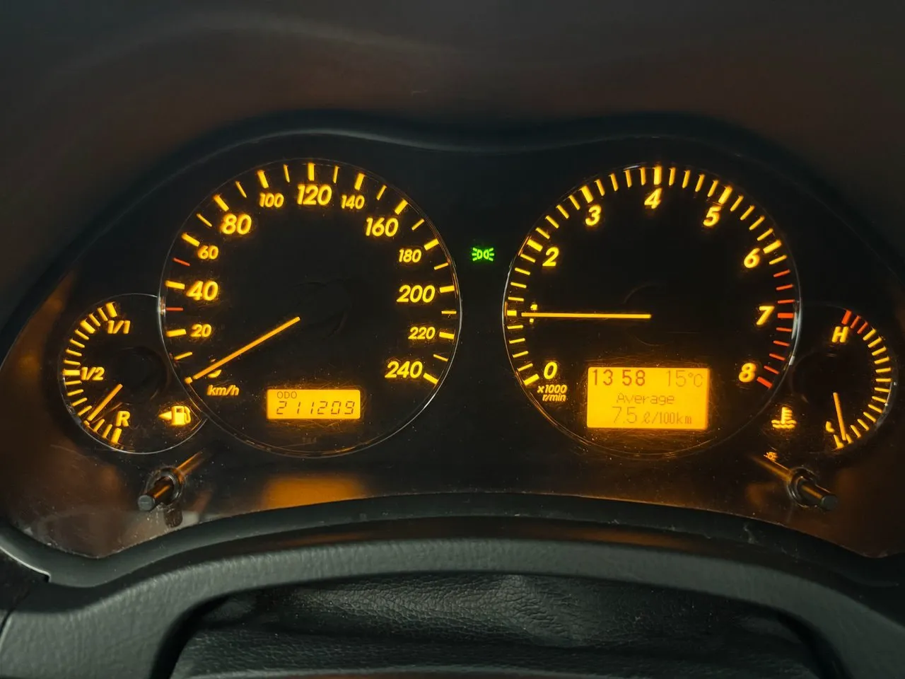 Toyota Avensis bild 21